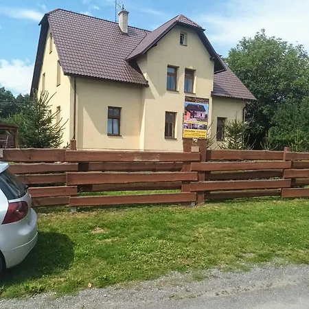 Vila Pavlinka Apartmany Losiny-2
